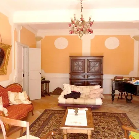 Nyaraló Manoir Enchanteur A Avec Piscine Privee Securisee