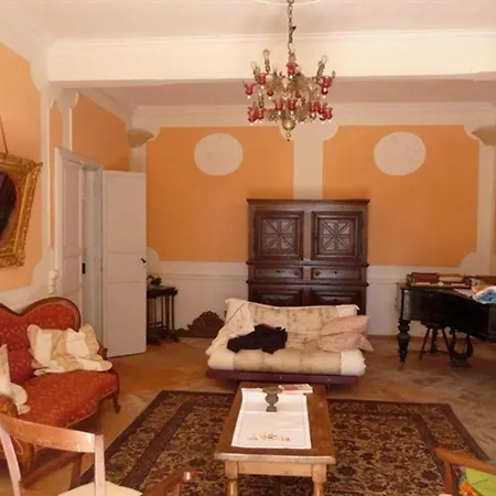 Demeure De 5 Avec Piscine Privee Jardin Clos Et Wifi A Hébergement de vacances Cailhau