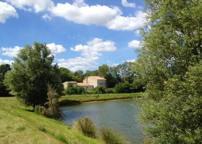 Manoir Enchanteur A Avec Piscine Privee Securisee Cailhau